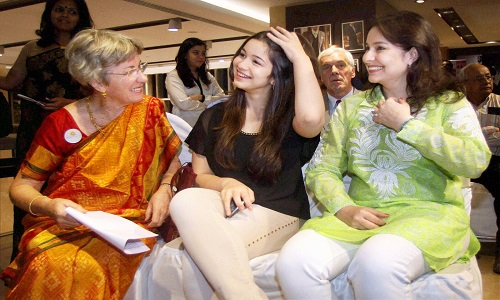 Anjali Tendulkar's mother