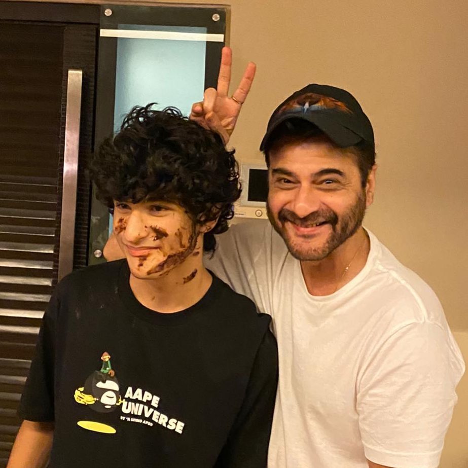 Jahaan Kapoor And Sanjay Kapoor 