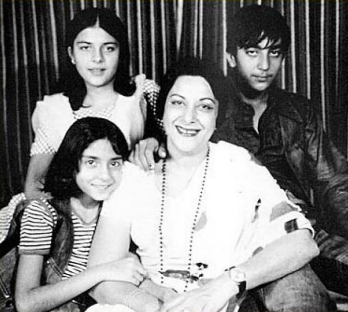Nargis Dutt, Priya Dutt, Namrata Dutt and Sanjay Dutt