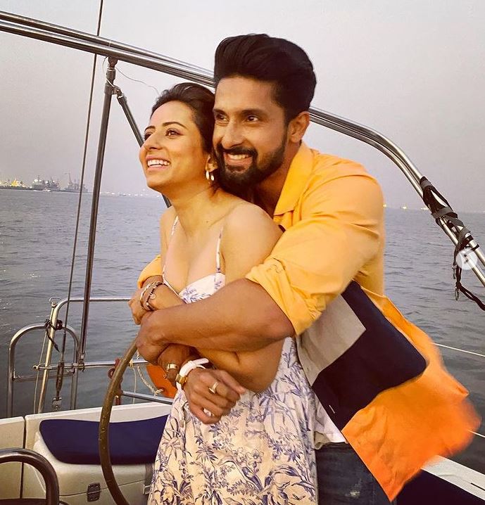 Ravi Dubey and Sargun Mehta