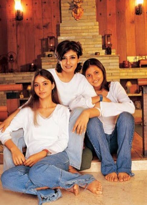 Raveena Tandon, Chaya Malaney and Pooja