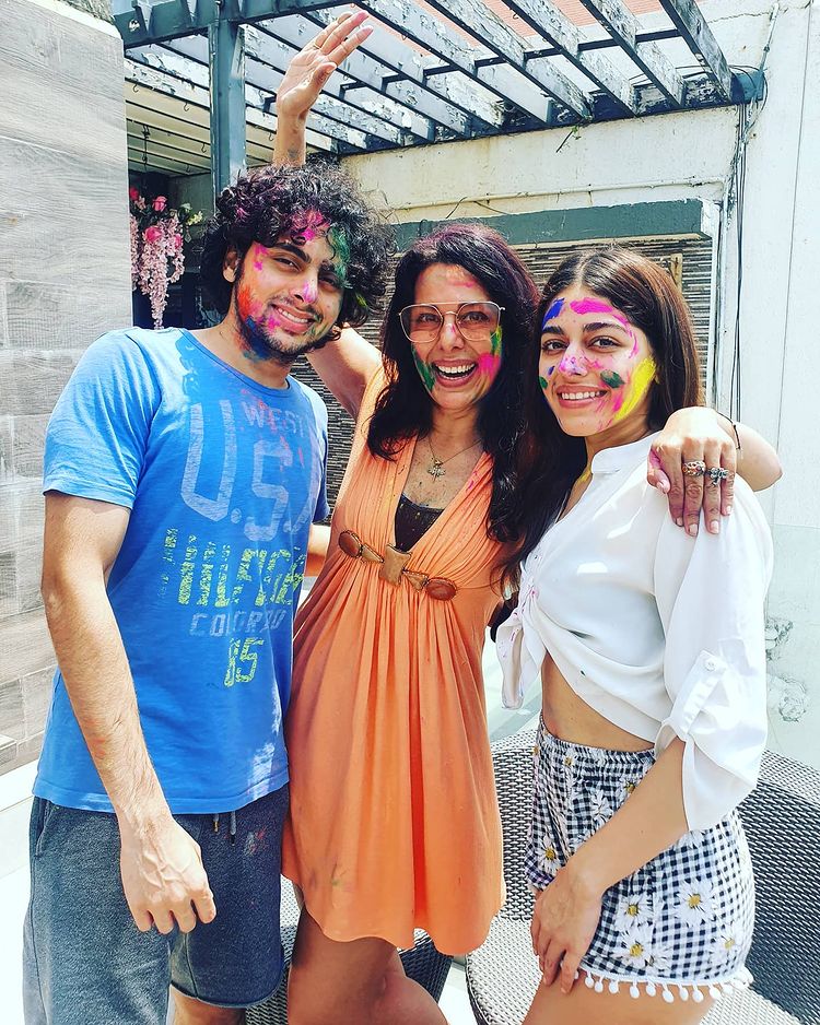 Pooja Bedi and her kids