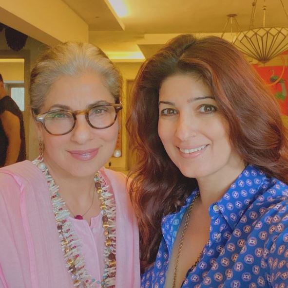 Twinkle khanna with mother dimple kapadia