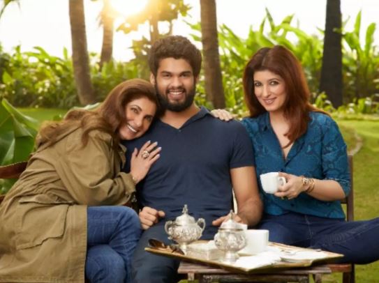 Dimple kapadia with nephew Karan Kapadia and daughter Twinkle khanna