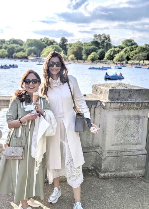 Priya Ahuja and Sonam Kapoor Ahuja