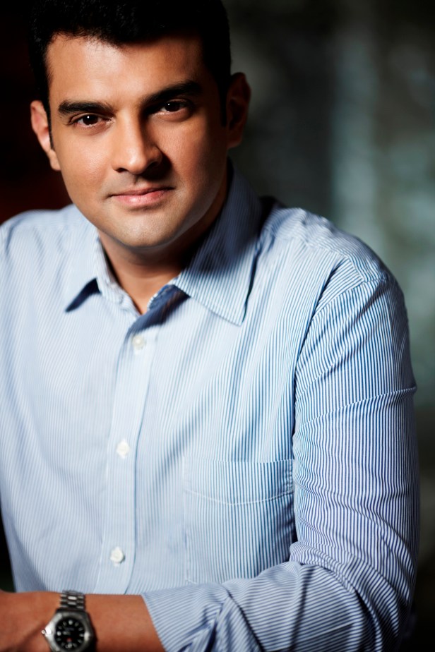 Siddharth Roy Kapur's wives