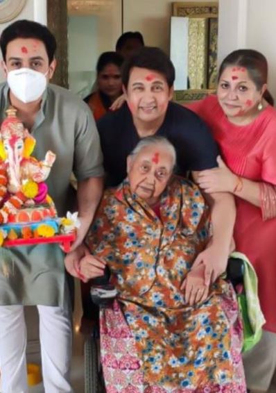 adhyayan suman grandmother