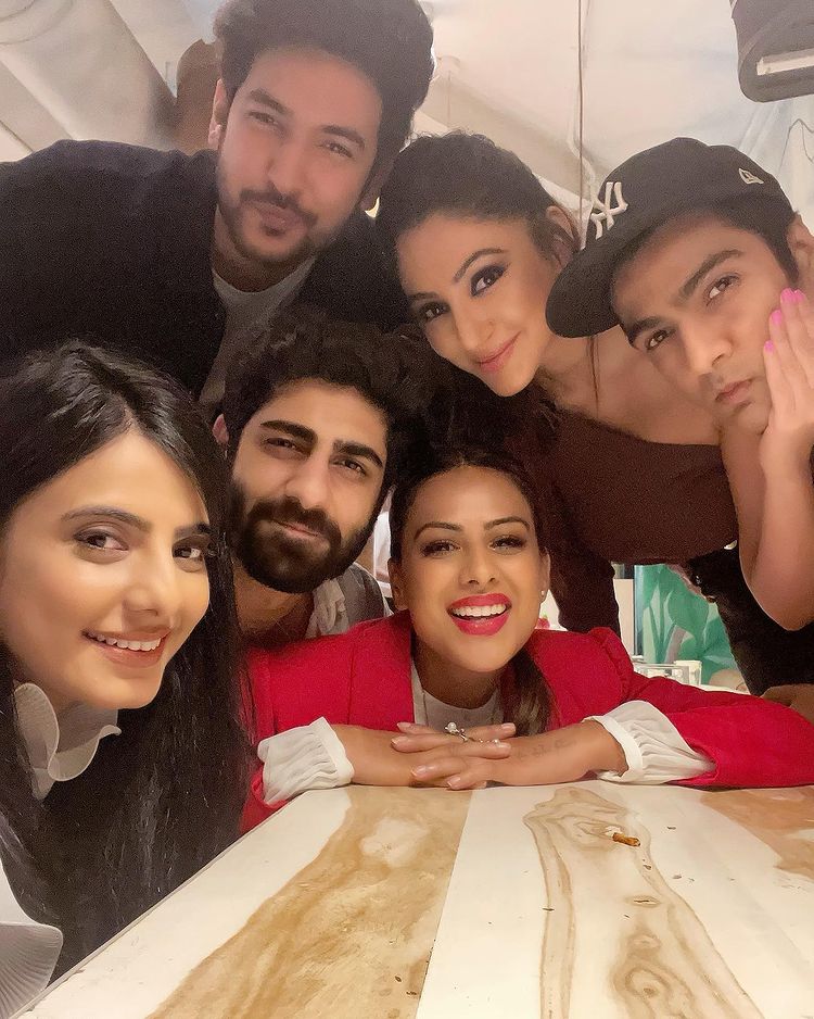 Nia Sharma, Rrahul Sudhir and Amrin Chakkiwala