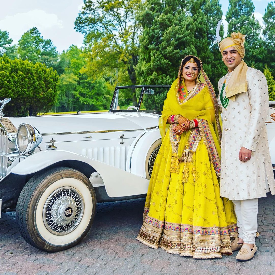 Sabyasachi Bride Re-Created &#39;Jodhaa-Akbar&#39; Look With Her Unique Yellow-Coloured Lehenga