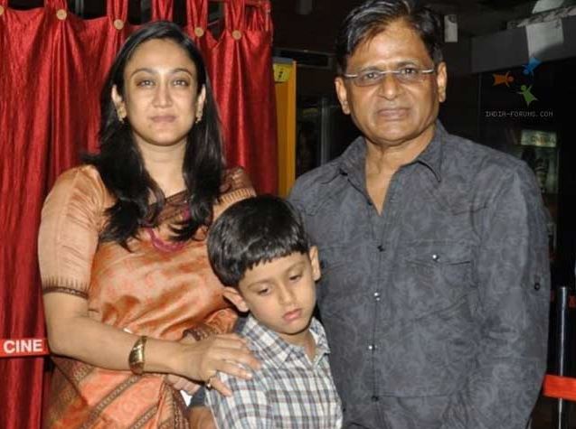 Raghubir Yadav Purnima