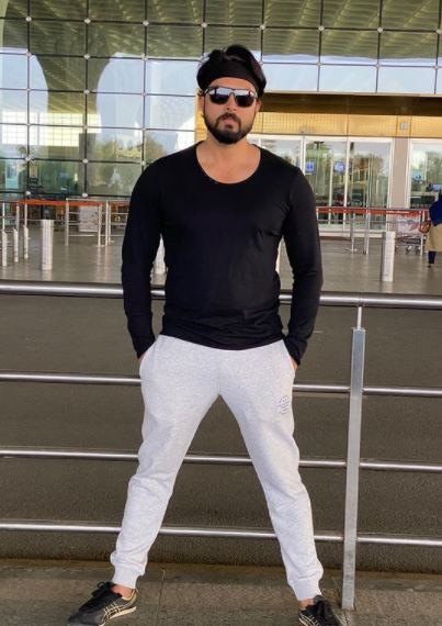 Monalisa with husband Vikrant Singh