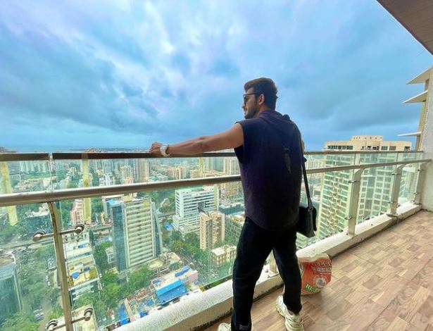 Arjun bijlani New House gift wife Neha Swami