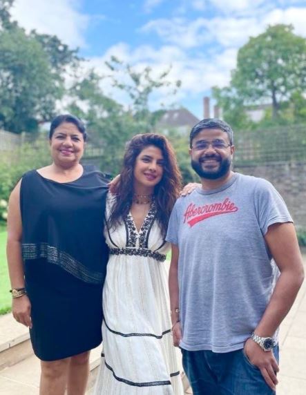 Priyanka Chopra Raksha Bandhan  Outfit