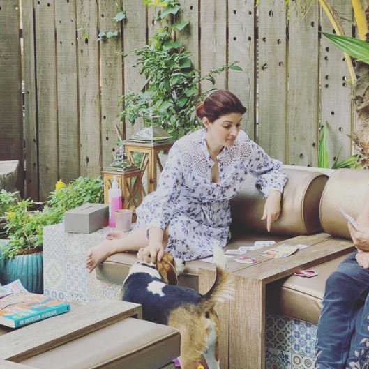 Akshay Kumar Twinkle Khanna Mumbai House Duplex