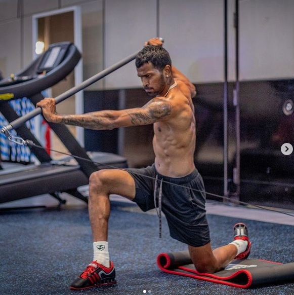 Hardik working out in his gym