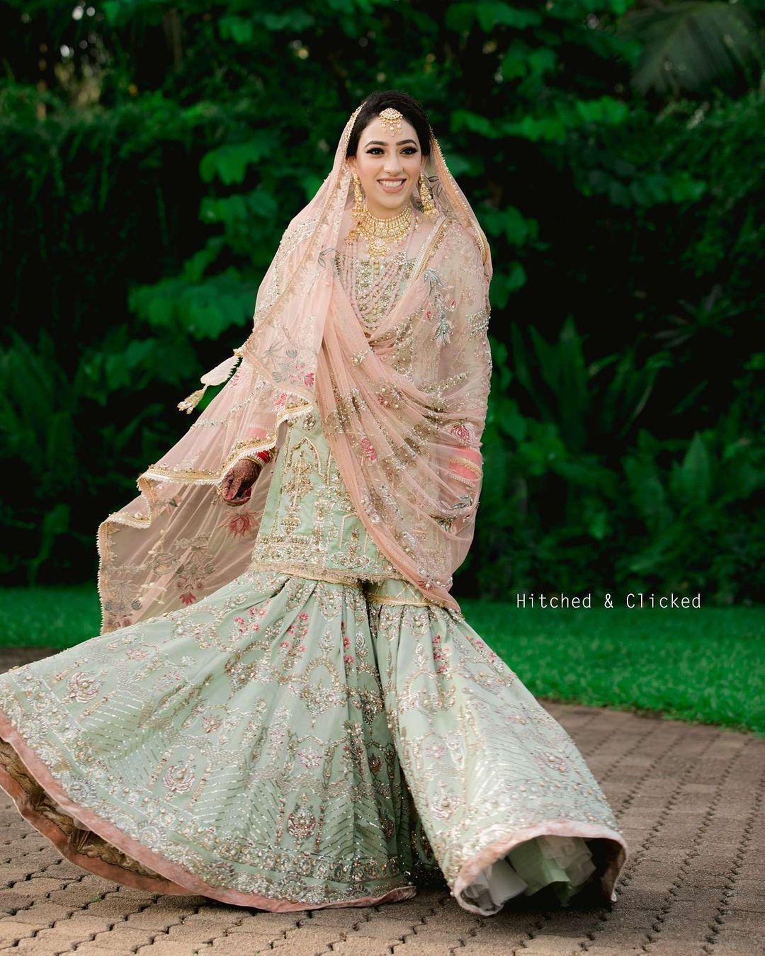 Joban Sandhu💄 on Instagram: “Anand Karaj look for gorgeous Robin💞  @wedmegood @weddingsutra… | Indian bridal outfits, Pakistani bridal  dresses, Indian bridal dress