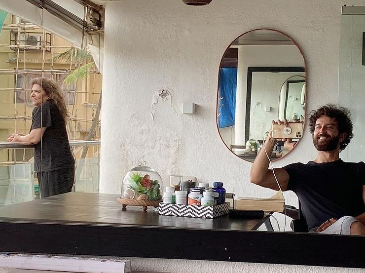 Hrithik roshan pinky roshan