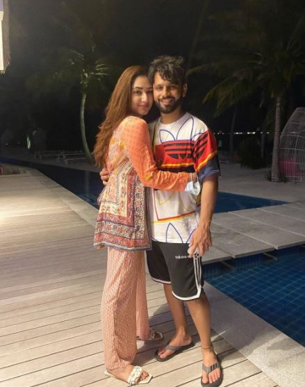 Disha Parmar Rahul Vaidya Honeymoon Birthday maldives