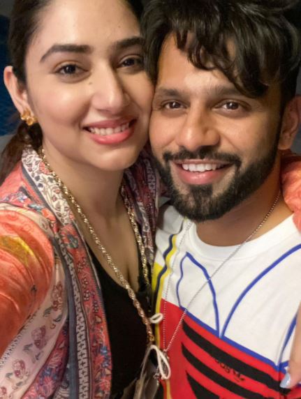 Disha Parmar Rahul Vaidya Honeymoon Birthday maldives