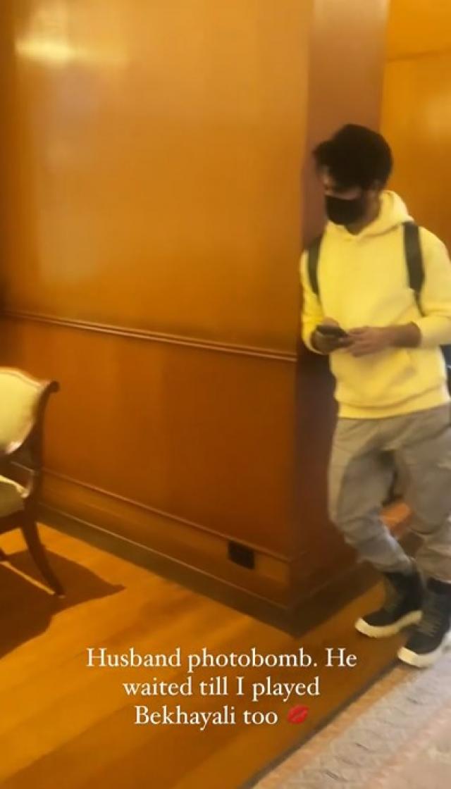 Shahid in Mira's video