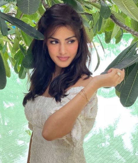Rhea Chakraborty bigg boss 15