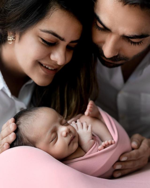 Aparshakti family