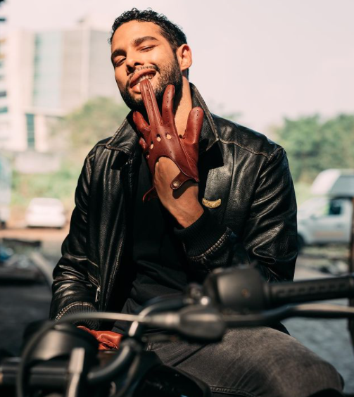 siddhant chaturvedi harley davidson new bike price Rs 21 lakh