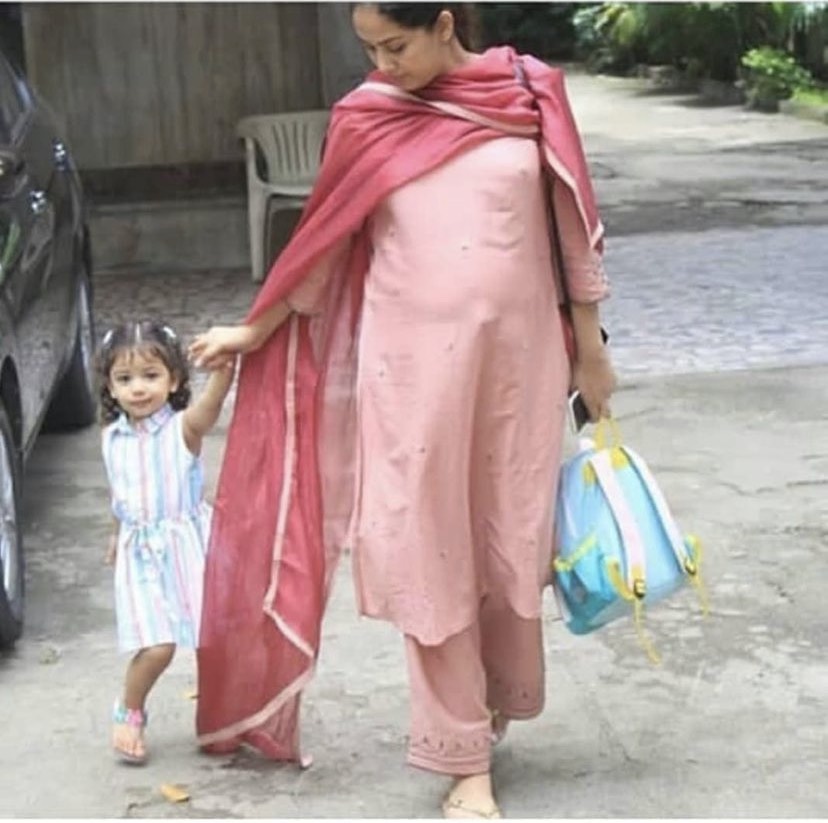 Mira Kapoor Pregnant