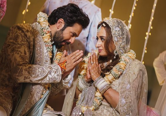 Varun Dhawan Natasha Dalal unseen Wedding picture