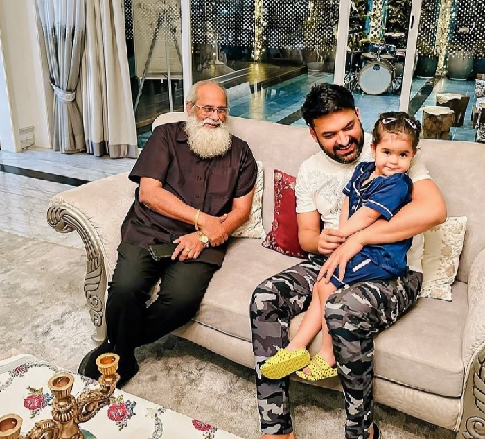 kapil with v vijayendra