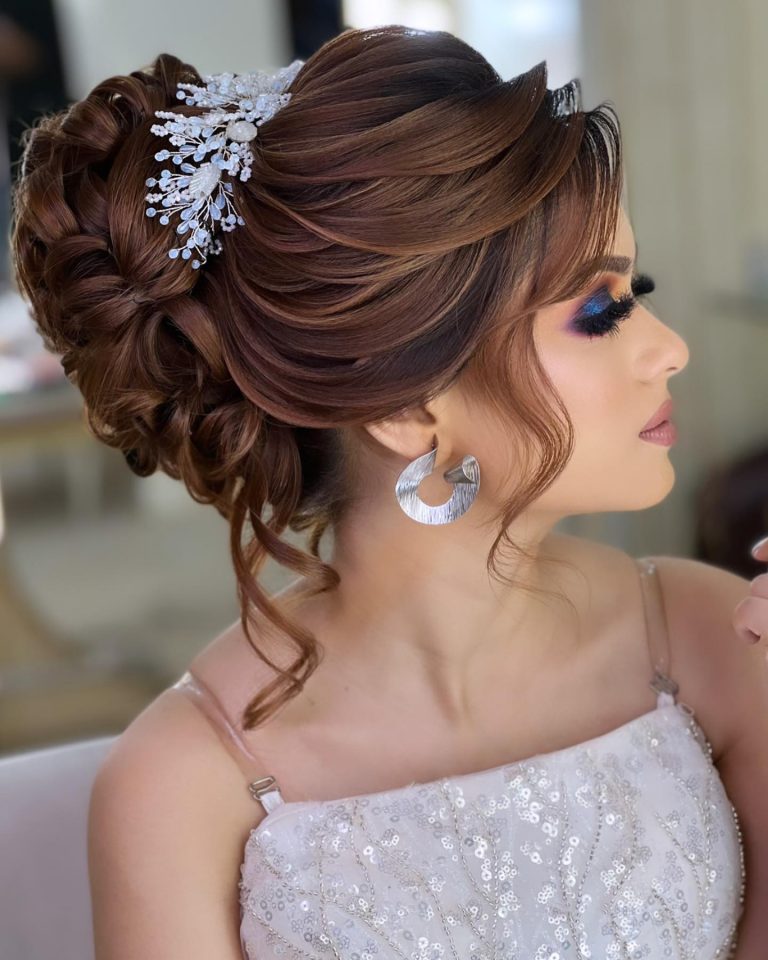 Nora Fatehi Trendy & Stylish Hairstyles For Engagement Brides | Trendy  Hairstyles | Easy Hairstyles