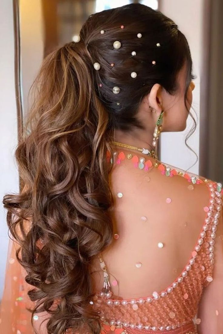 Indian hairstyles, Indian bridal hairstyles, Saree hairstyles