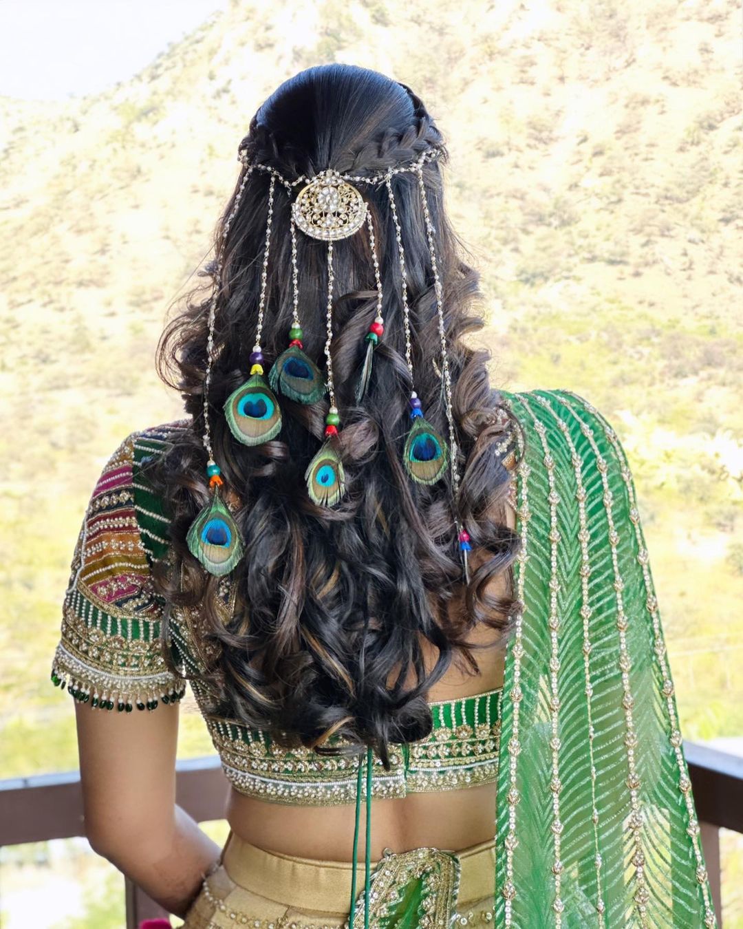 शादी के दिन ये हेयर स्टाइल जरुर करें ट्राई: Hairstyle For Wedding -  Grehlakshmi