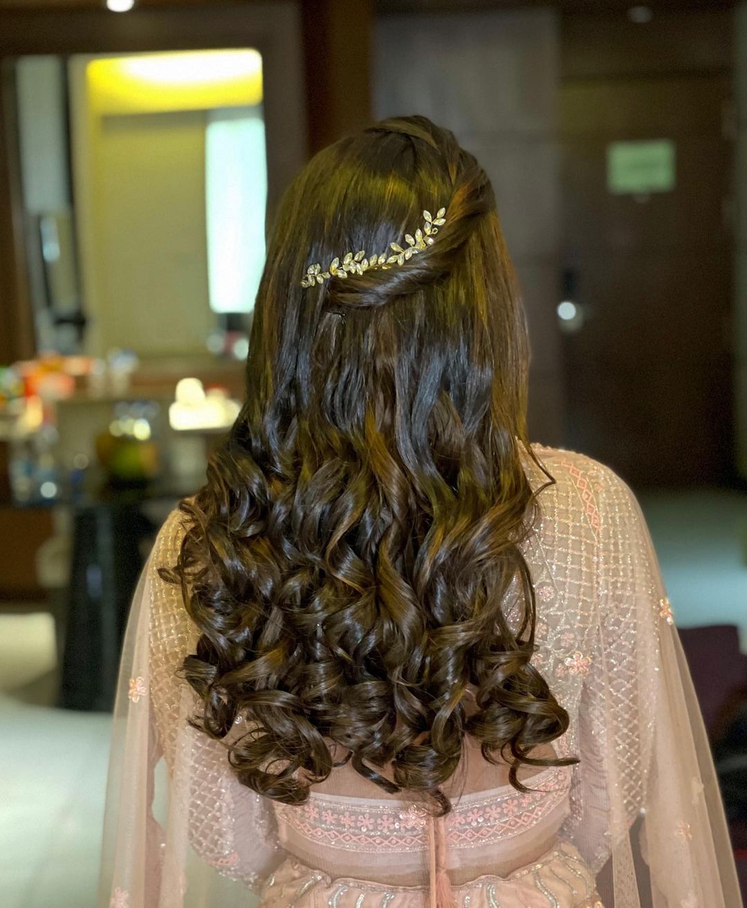 Trending Bridal Hairstyle Ideas For Engagement Ceremony