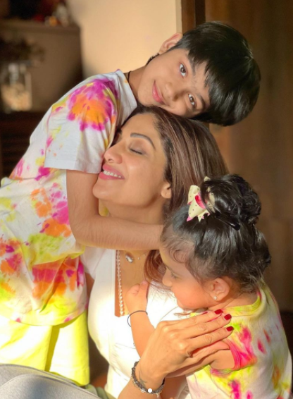 shilpa shetty kids viaan samisha
