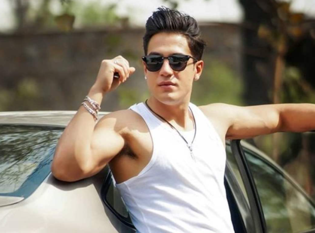 shivam sharma lock upp