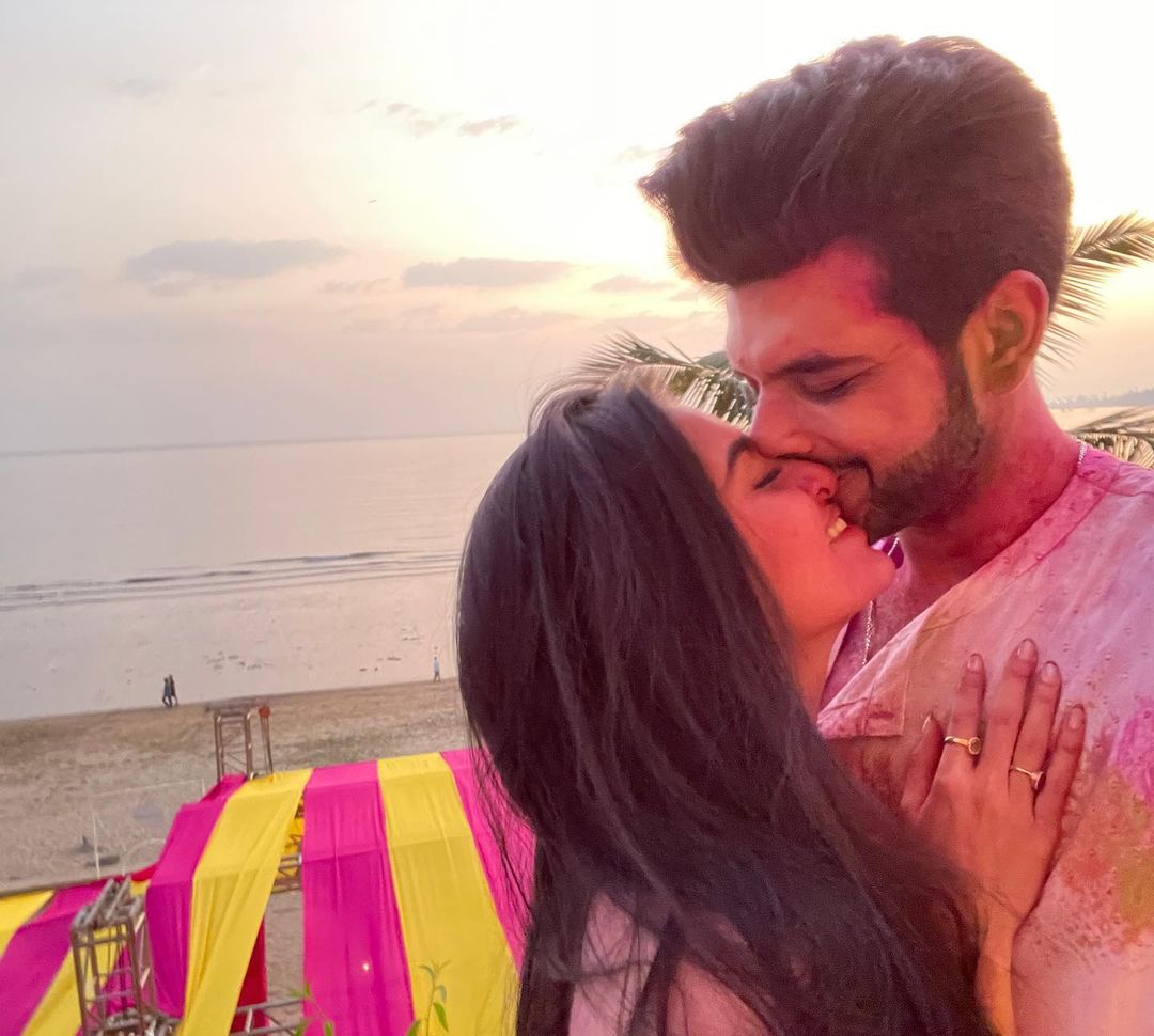 karan kundrra tejasswi prakash holi celebration