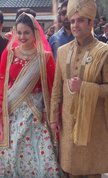 tina dabi husband athar aamir khan