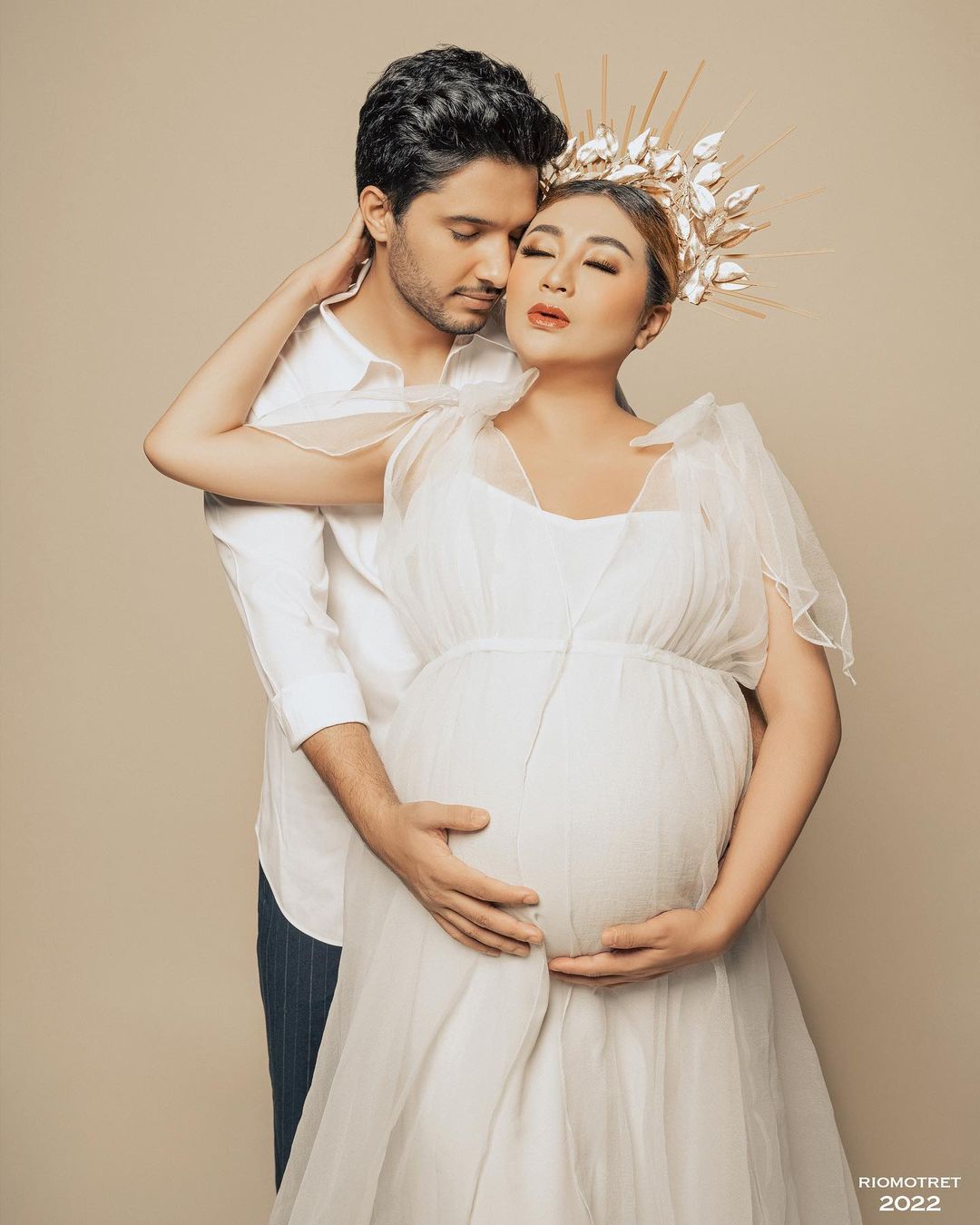 Kumkum Bhagya' Fame, Gautam Nain And His Wife, Soffie Marchue Become  Parents To A Baby Boy