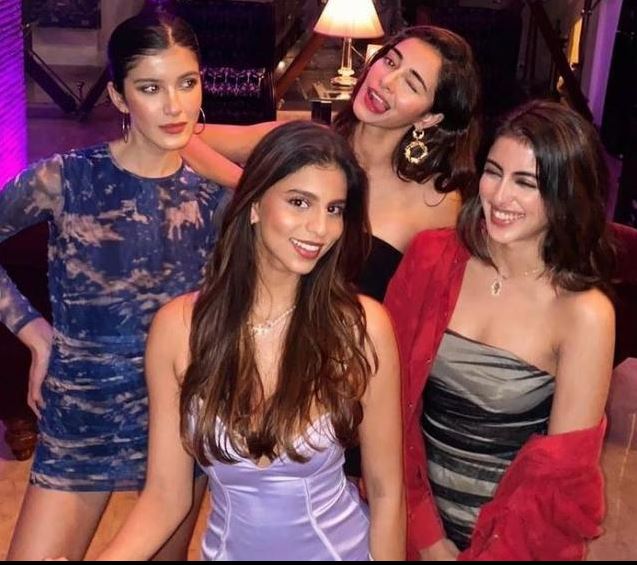 Navya Naveli Nanda parties with Suhana Khan