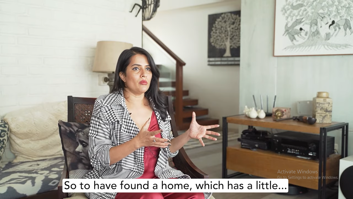 sona's drawing room area