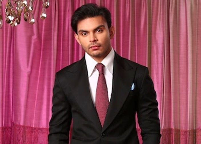 Veer Pahariya's profession