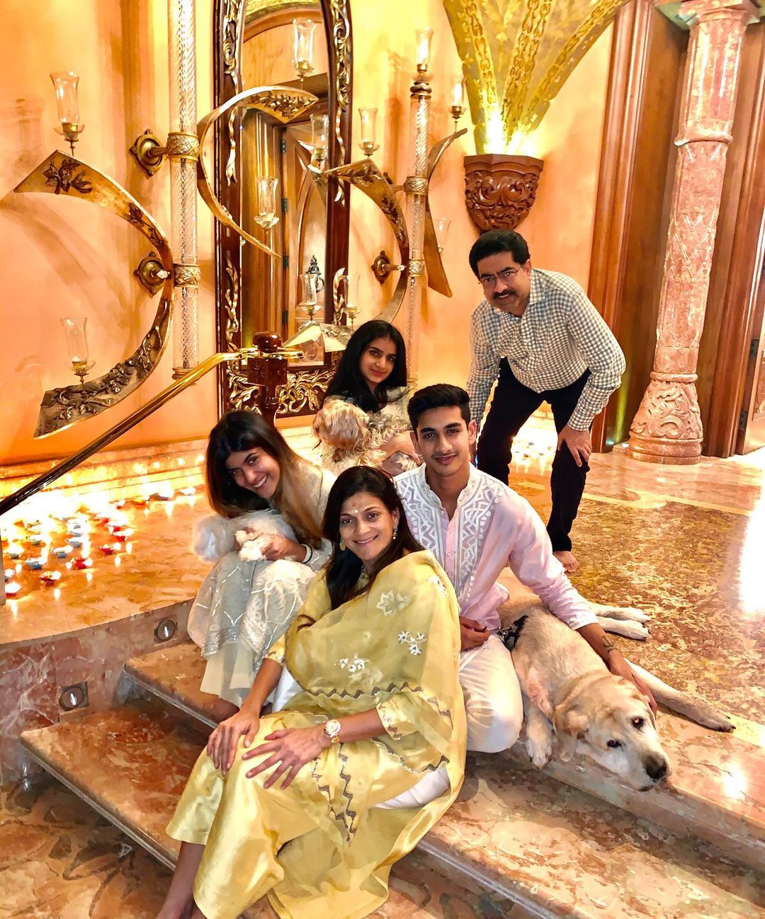 Kumar Mangalam Birla Daughter Ananya Birla Bold Pictures Singer