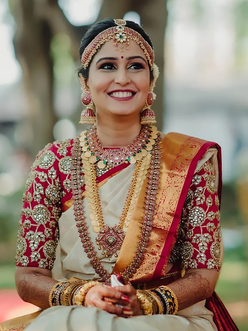 Bridal Makeup Inspiration: Makeup Artist Namrata Soni's South ...