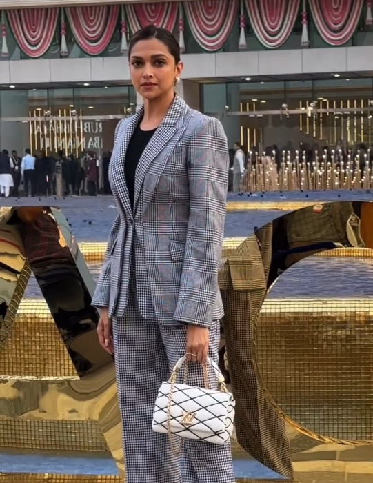 deepika at ioc