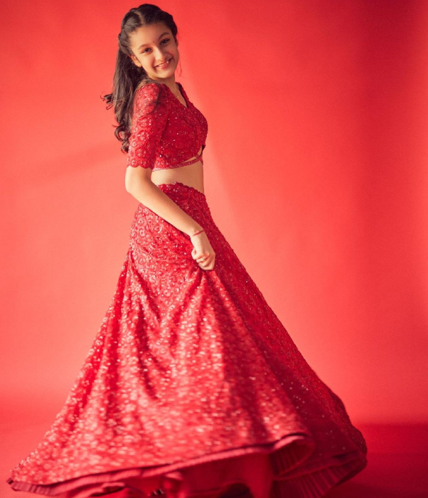 mahesh babu's daughter in red lehenga worth rs 2.10 lakhs