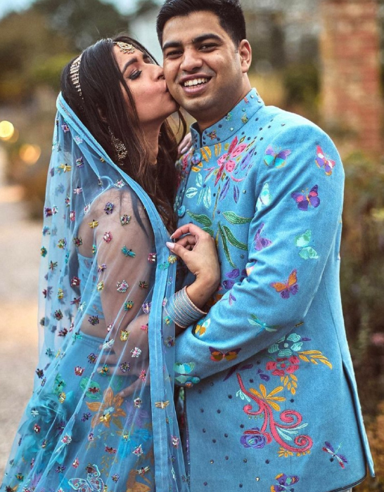 bride who wore denim lehenga designed by her father