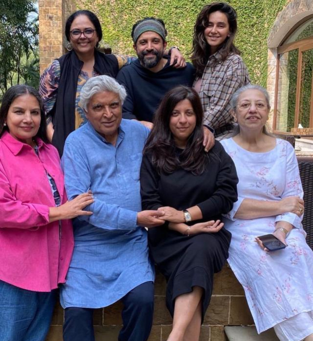 javed akhtar recalled proposing a french woman