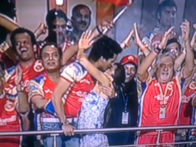 deepika and siddharth mallya kissing