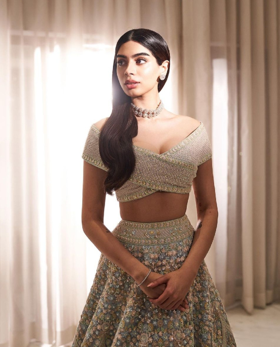 khushi kapoor desi looks